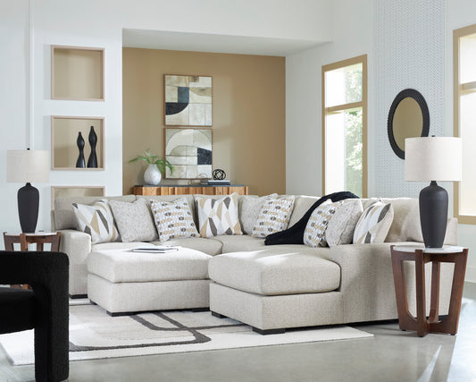 Laurelgrove 4-Piece Sectional with Chaise