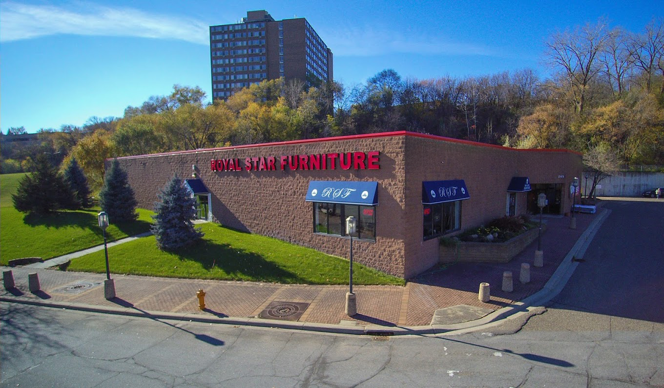 Royal Star's Main Location