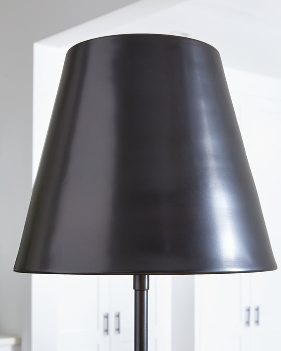 Wimner Metal Floor Lamp (1/CN)