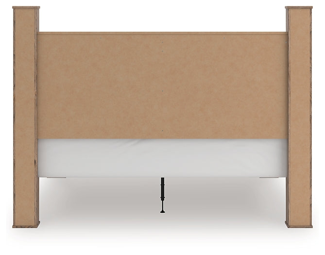 Rusticott King Poster Bed