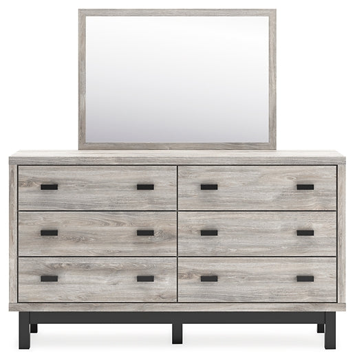 Vessalli Queen Panel Bed with Mirrored Dresser