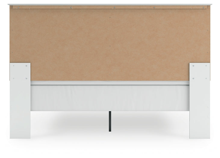 Bostwick Shoals King Panel Bed with Mirrored Dresser and Nightstand